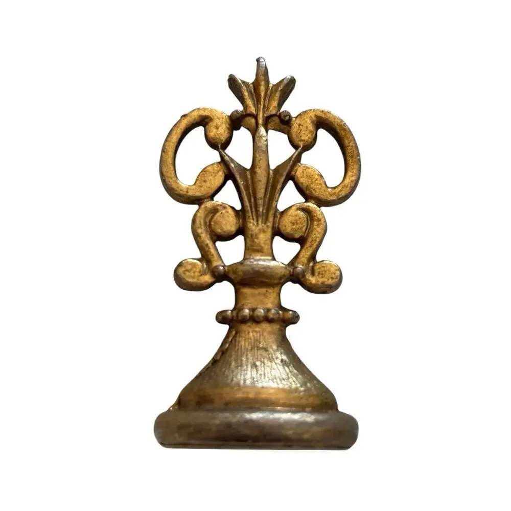 Fleur-De-Lis Gold Tone Metal Wax Seal Stamp LETTER Q Antique Mailing